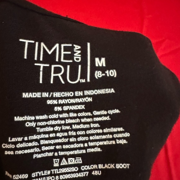 Time and True Black Sleeveless Dress with knotted hem - Picture 3 of 3